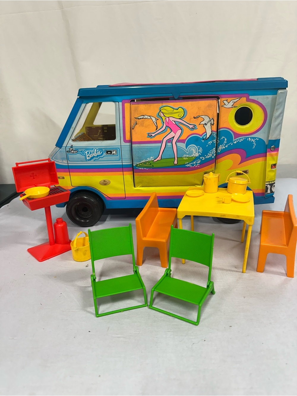 Vintage 1973 Barbie Beach Bus, #7805